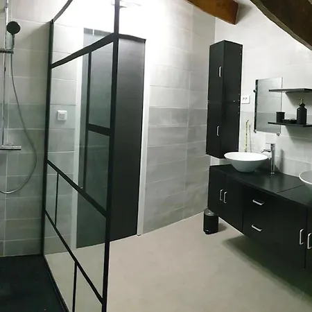 Appartement Super Industriel 4 Personnes *